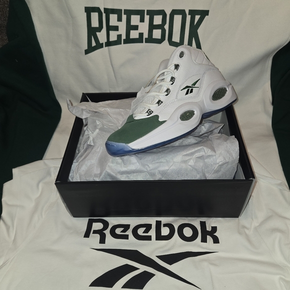 SOLD!! Mens Reebok Allen Iverson Question Mid Pine Green/White - Picture 1 of 10